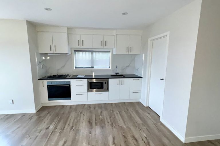 Photo of property in 7 Eric Gifford Drive, Ranui, Auckland, 0612