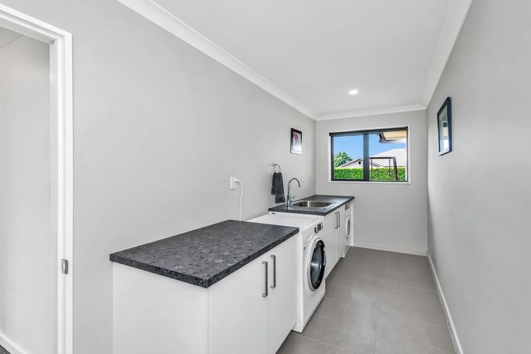 Photo of property in 24c Jozecom Place, Rolleston, 7614