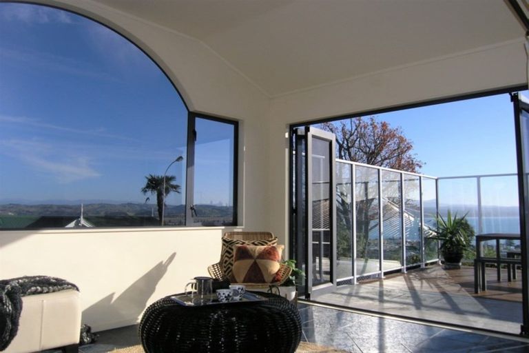 Photo of property in 115b Chaucer Road, Hospital Hill, Napier, 4110