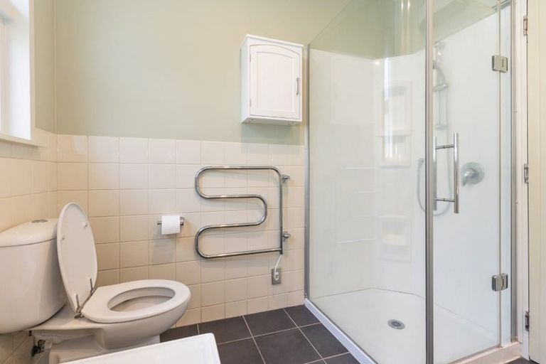 Photo of property in 123 Hackthorne Road, Cashmere, Christchurch, 8022