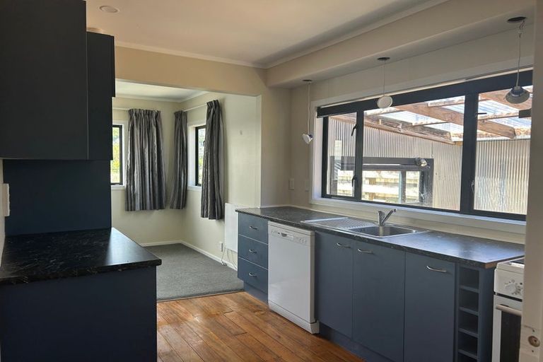 Photo of property in 49 Hindmarsh Street, Johnsonville, Wellington, 6037