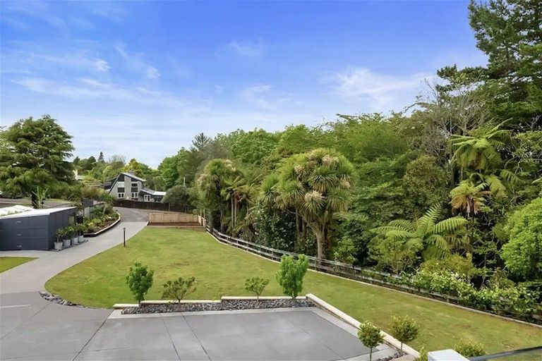 Photo of property in 12 Ngaio Street, Strandon, New Plymouth, 4312