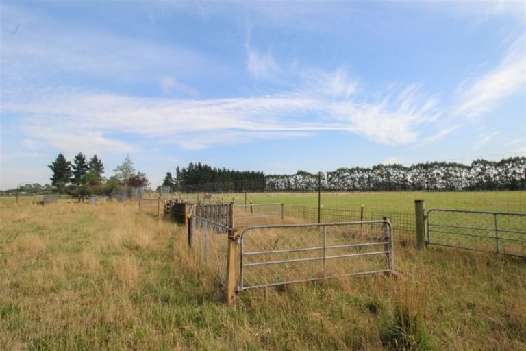 Photo of property in 73 Hedley Road, Levels, Timaru, 7973