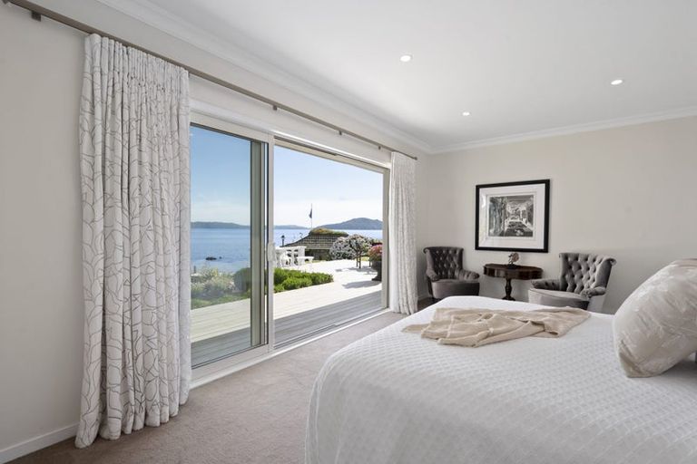 Photo of property in 15 Manahi Avenue, Kawaha Point, Rotorua, 3010