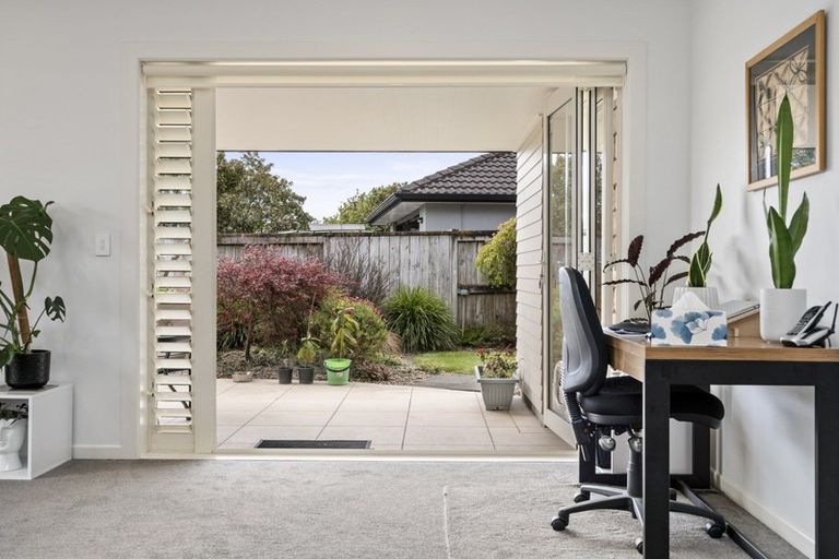 Photo of property in 7 Norfolk Drive, Cambridge, 3434