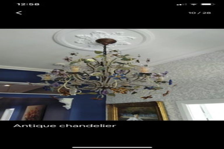 Photo of property in 32a Esther Street, Martinborough, 5711