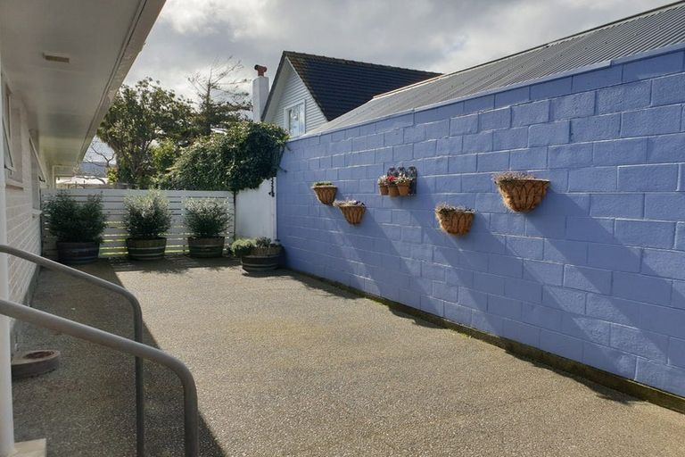 Photo of property in 4b Epuni Street, Hutt Central, Lower Hutt, 5011