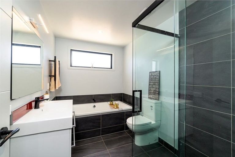 Photo of property in 73 Larch Crescent, Alexandra, 9320