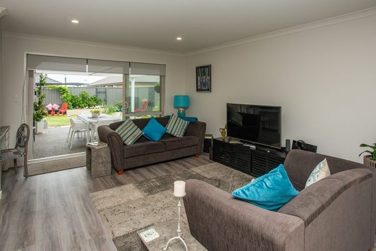 Photo of property in 9 Manganui Place, Te Awa, Napier, 4110