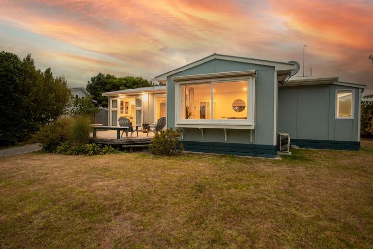 Photo of property in 5 Tainui Street, Raumati Beach, Paraparaumu, 5032