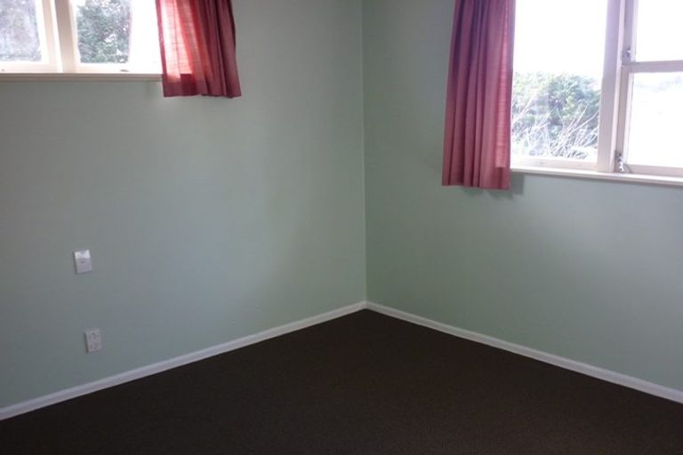 Photo of property in 59 Ellice Road, Totara Vale, Auckland, 0629