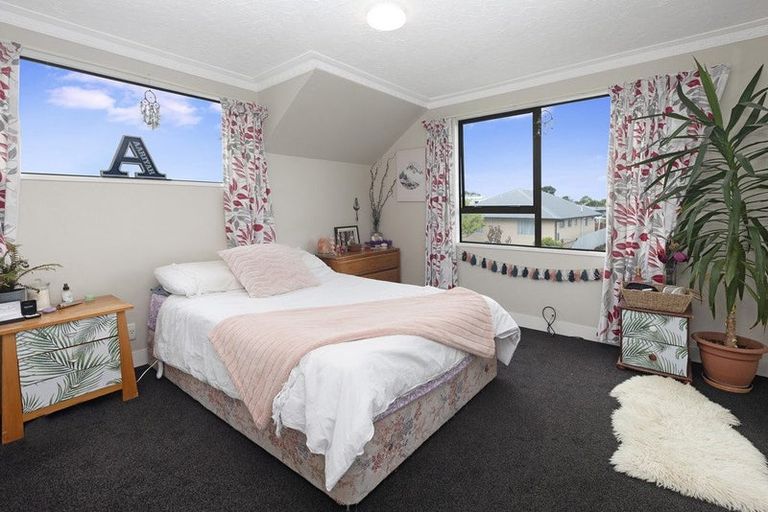 Photo of property in 2/29 Meon Street, Aranui, Christchurch, 8061