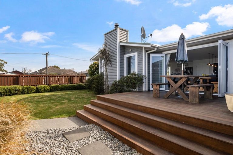 Photo of property in 10 Aintree Street, Bishopdale, Christchurch, 8051