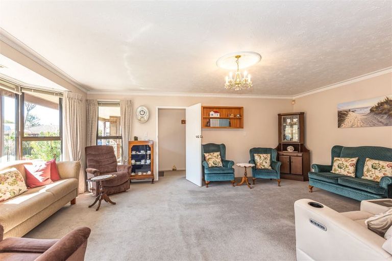 Photo of property in 37 Corfe Street, Ilam, Christchurch, 8041