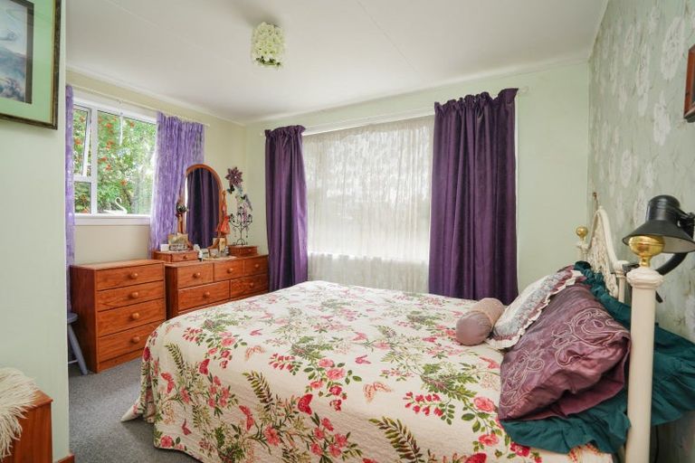 Photo of property in 18 Chester Street, Otautau, 9610