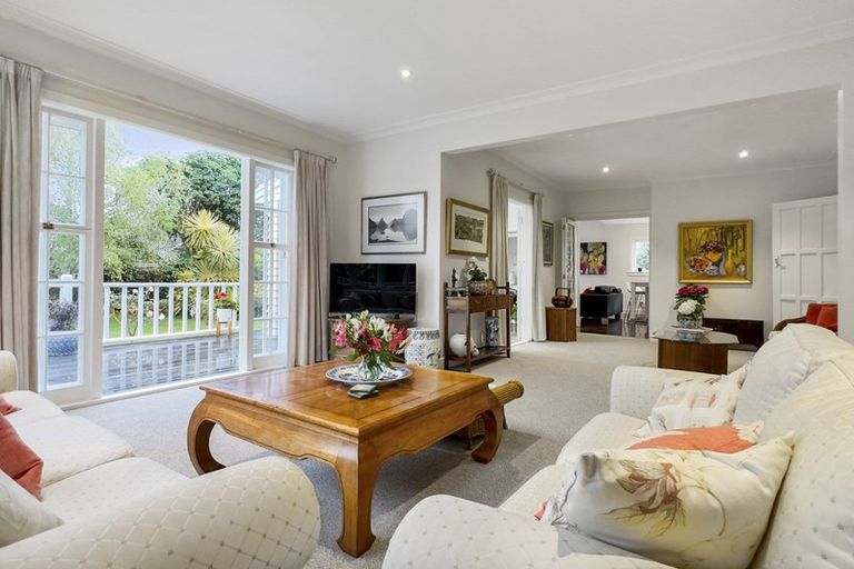 Photo of property in 4 Palmer Crescent, Mission Bay, Auckland, 1071