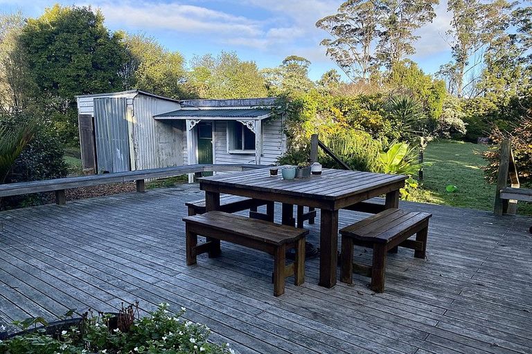 Photo of property in 30 Waimate North Road, Kerikeri, 0293