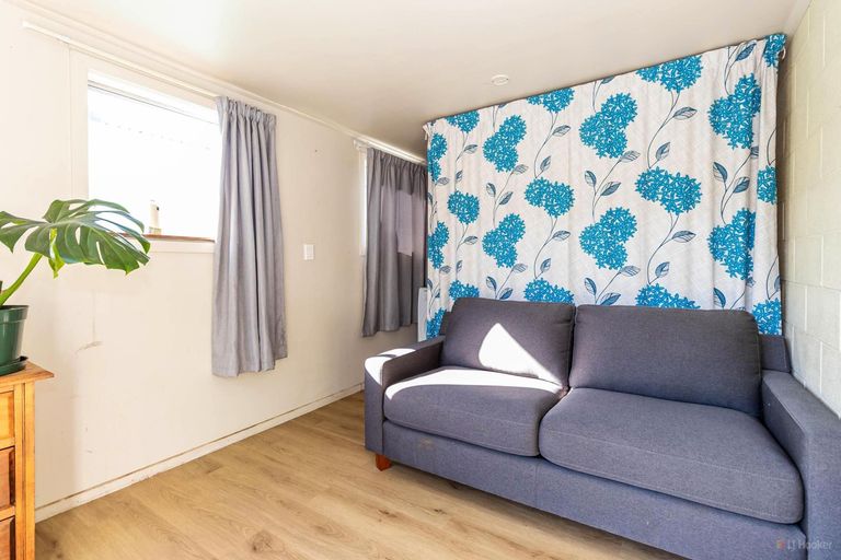 Photo of property in 68 Peel Street, Geraldine, 7930