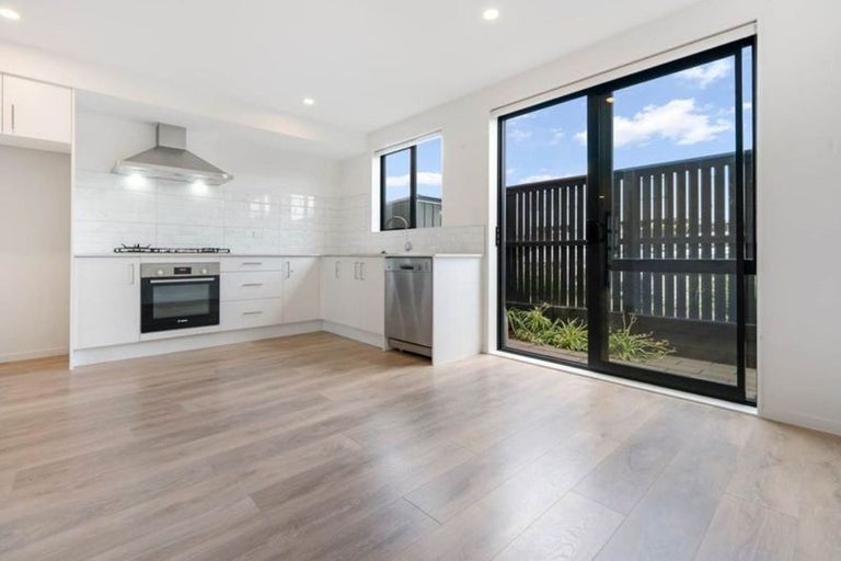 Photo of property in 24 Hiki Street, Hobsonville, Auckland, 0616