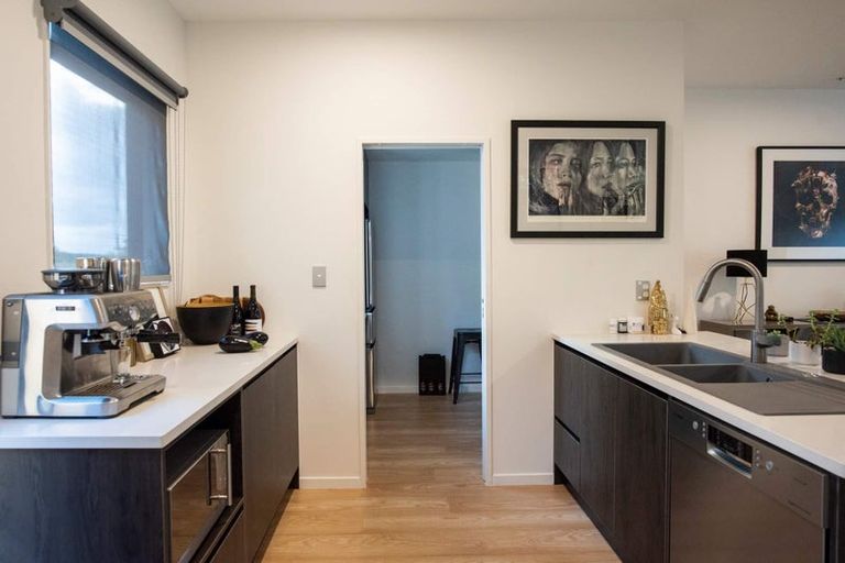 Photo of property in 19 Waru Lane, Te Atatu Peninsula, Auckland, 0610