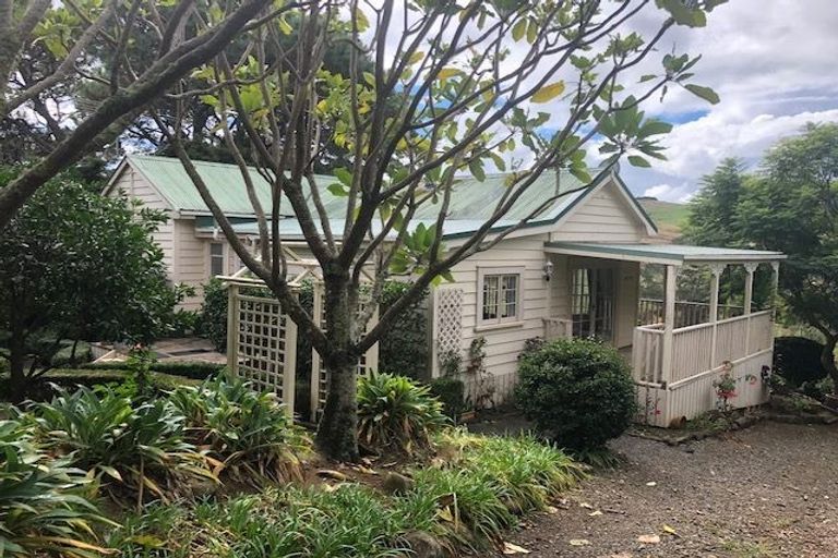 Photo of property in 159f Portsmouth Road, Bombay, 2675