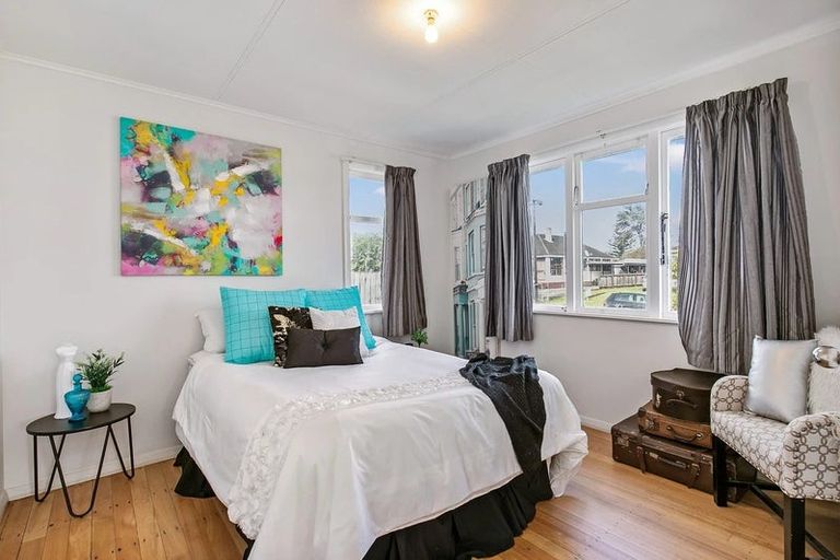 Photo of property in 27 Watts Road, Manurewa, Auckland, 2102