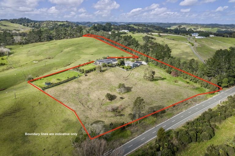 Photo of property in 210a Monowai Road, Wainui, Silverdale, 0994