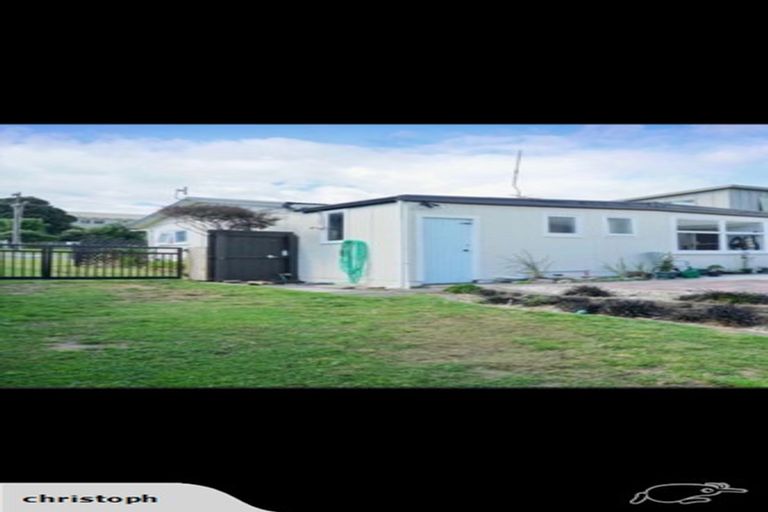 Photo of property in 110 Pukehina Parade, Pukehina, Te Puke, 3189