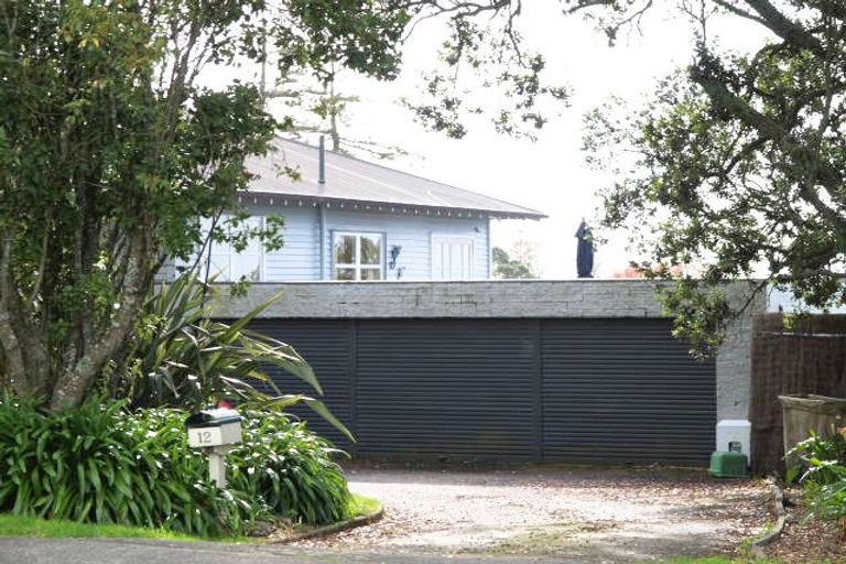 Photo of property in 12 Paparoa Road, Cockle Bay, Auckland, 2014