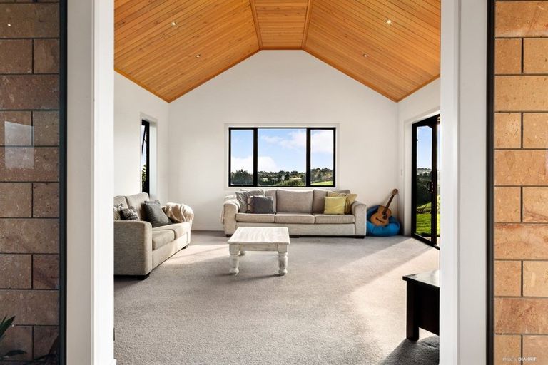 Photo of property in 87 Ruebe Road, Buckland, Pukekohe, 2677