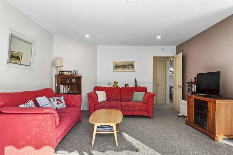 Photo of property in Rivertown Villas, 150 Williams Street, Kaiapoi, 7630