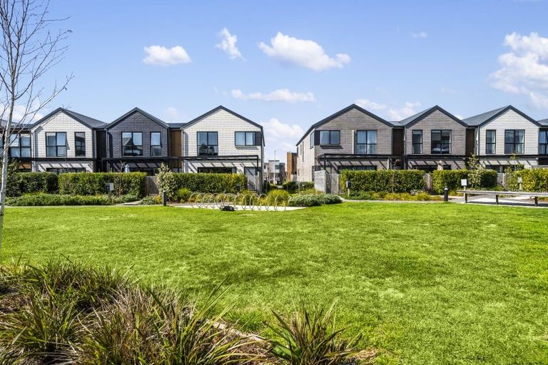 Photo of property in 105 Mangahoe Road, Mount Wellington, Auckland, 1062