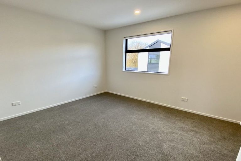 Photo of property in 2/16 Smith Street, Woolston, Christchurch, 8062