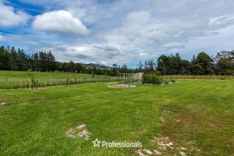 Photo of property in 6 Turksma Lane, Kaitoke, 5018