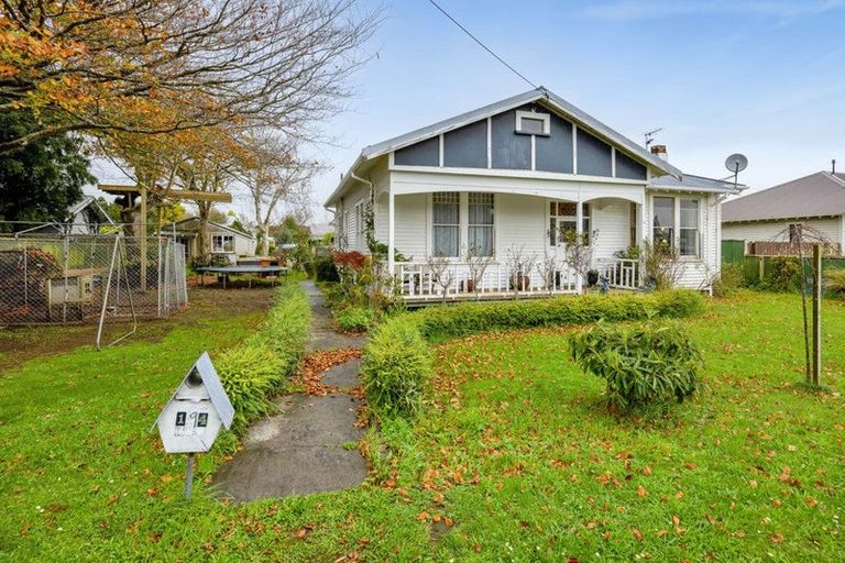 Photo of property in 194 High Street, Eltham, 4322