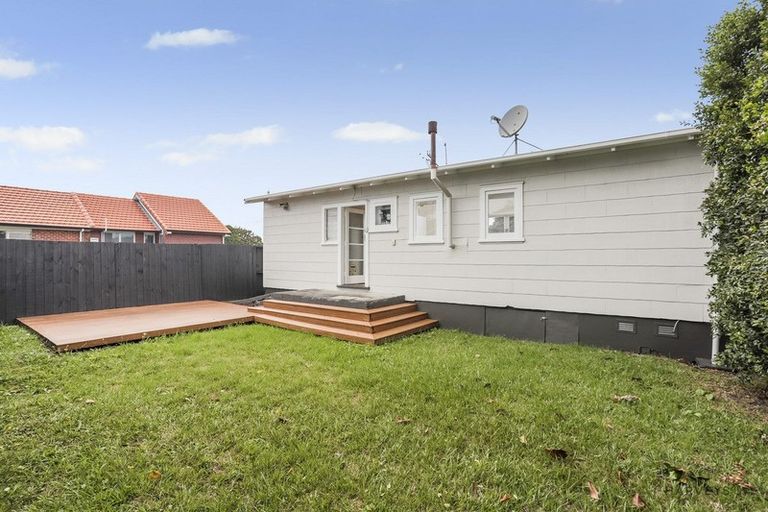 Photo of property in 35 Metcalfe Road, Ranui, Auckland, 0612
