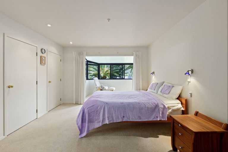 Photo of property in 15f Puriri Avenue, Orewa, 0931