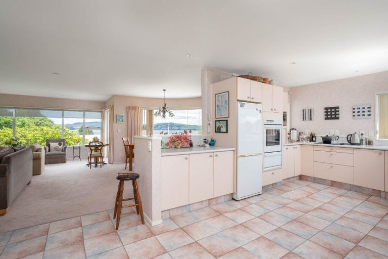 Photo of property in 25 Hawai Street, Two Mile Bay, Taupo, 3330