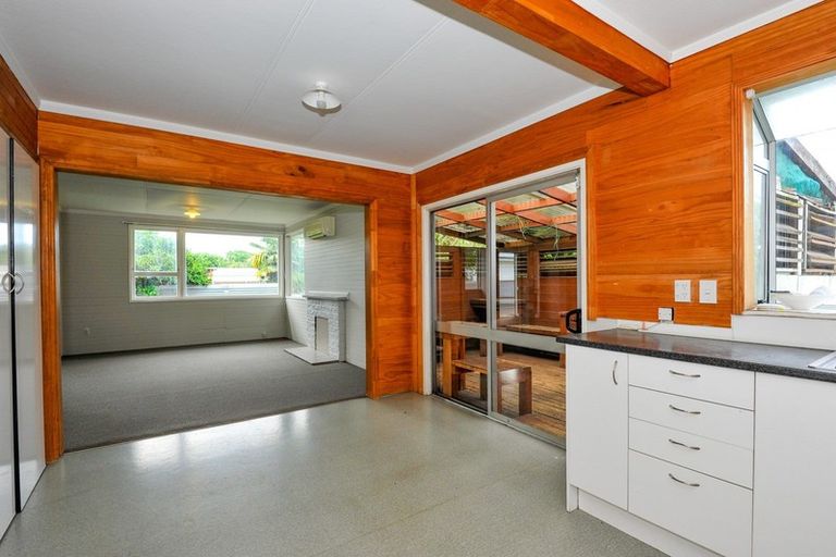 Photo of property in 28 Montrose Street, Flaxmere, Hastings, 4120