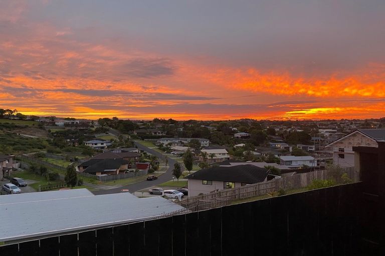 Photo of property in 18 Tokerau Crescent, Pukekohe, 2120