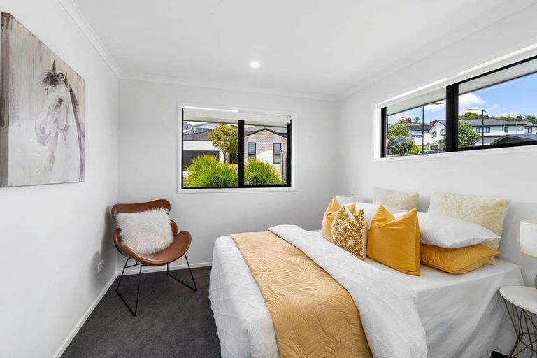 Photo of property in 46 Pacific Heights Road, Orewa, 0931