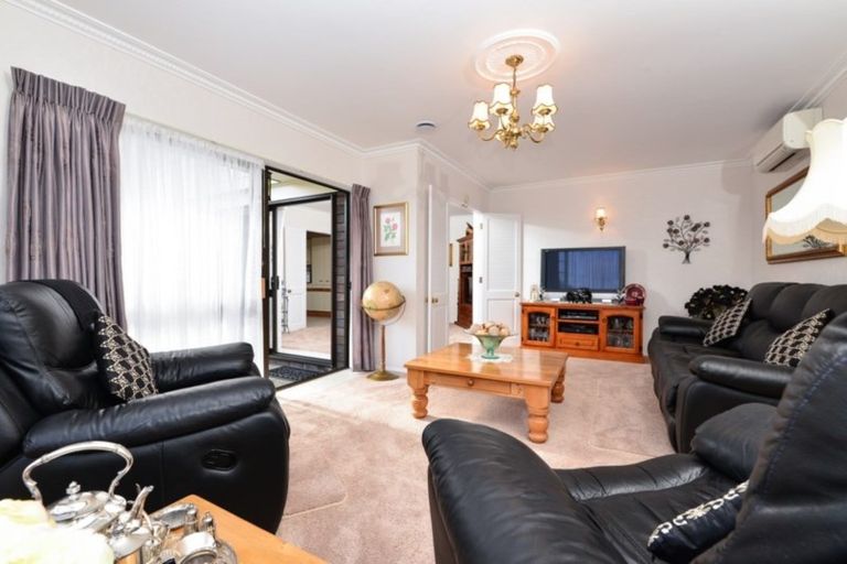 Photo of property in 1/100 Beerescourt Road, Beerescourt, Hamilton, 3200