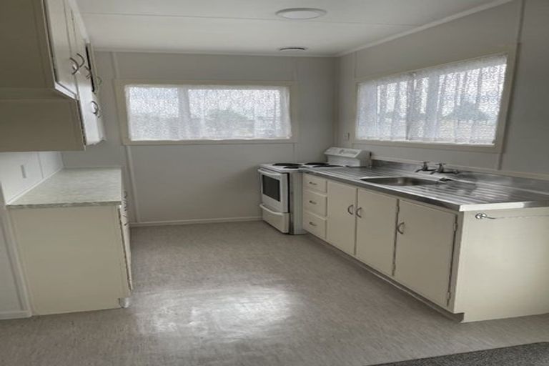 Photo of property in 28 Valley Road, Mount Maunganui, 3116