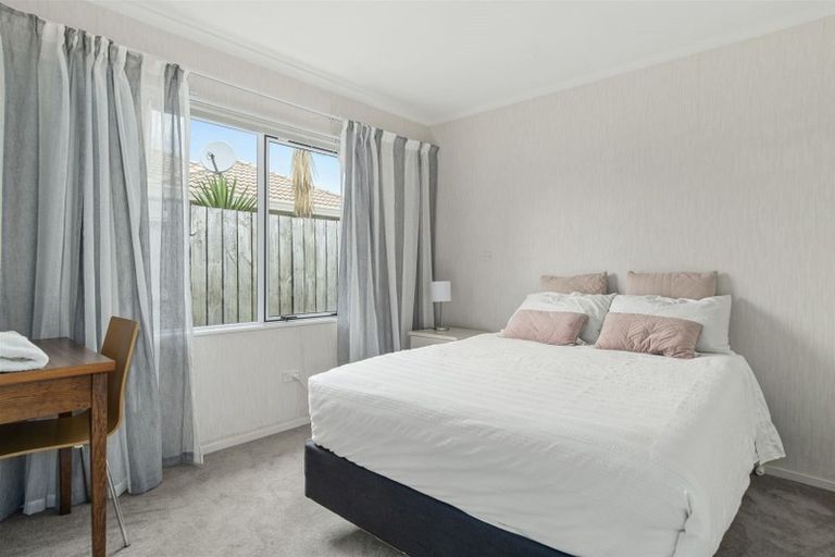 Photo of property in 2 Lasiandra Place, Mount Maunganui, 3116