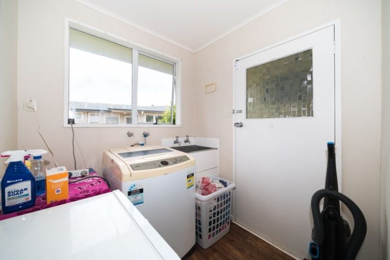 Photo of property in 38 Somerset Crescent, Highbury, Palmerston North, 4412