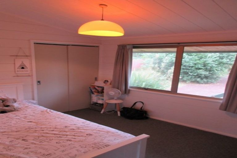 Photo of property in 120 Tutere Street, Waikanae Beach, Waikanae, 5036