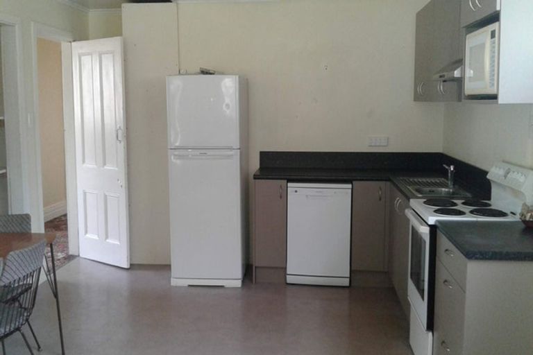 Photo of property in 37 Woodhaugh Street, Woodhaugh, Dunedin, 9010