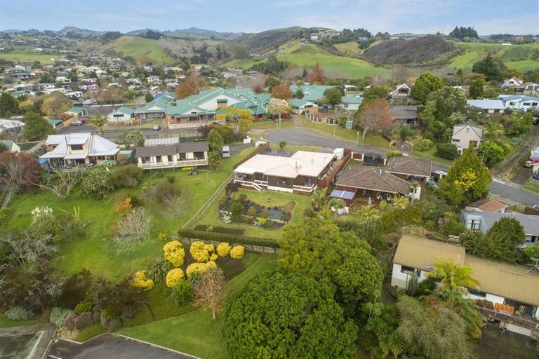 Photo of property in 5 Holmburn Street, Welcome Bay, Tauranga, 3112