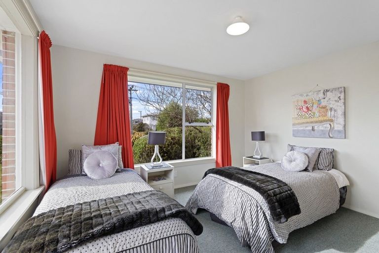 Photo of property in 11 Croziers Road, St Albans, Christchurch, 8052