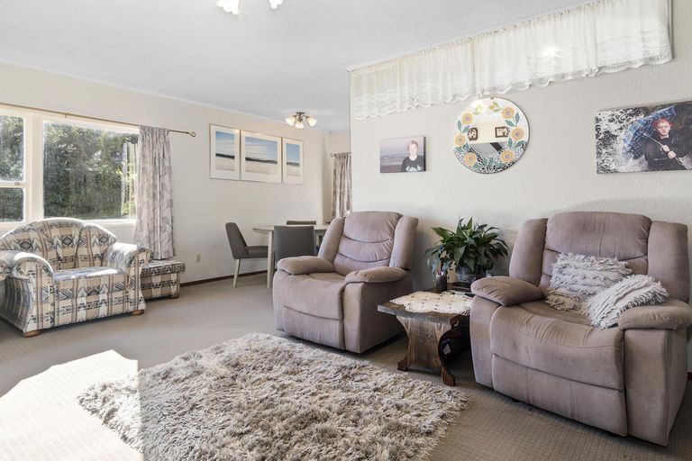 Photo of property in 73 Seymour Place, Bellevue, Tauranga, 3110